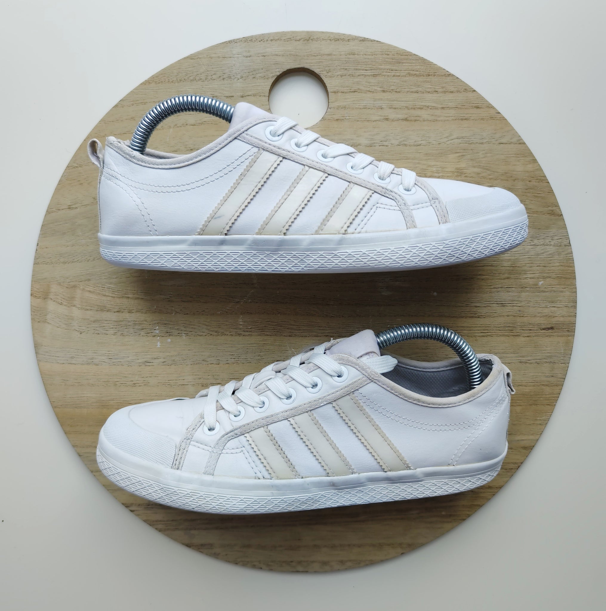 Adidas Blanches T.39 1/3