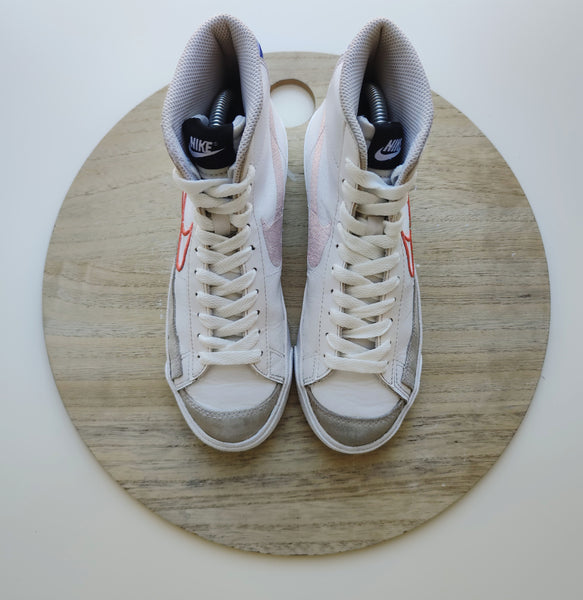 Nike Blazer Mid'77 White/Magic Ember/Purple Pulse T.37.5