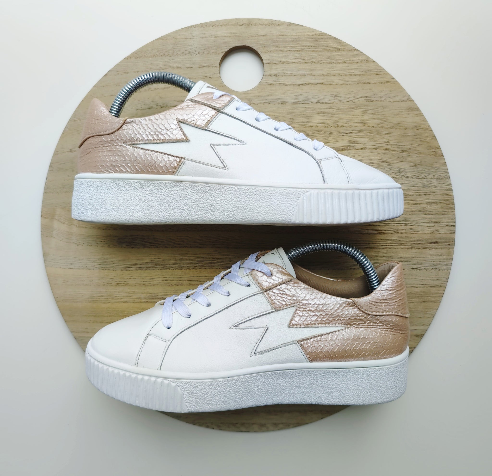 Vanessa Wu Eclair Daphné Blanches et Rose Gold T.39