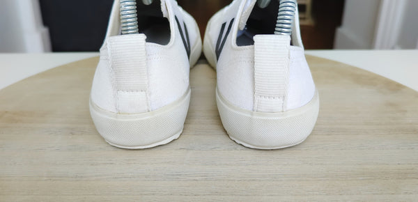 Veja Wata White/Black T.37