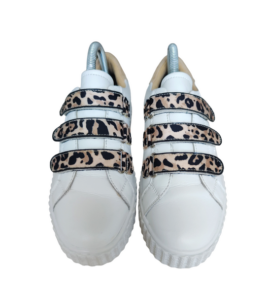 Vanessa Wu Eclair Blanche et Leopard à scratch T.37