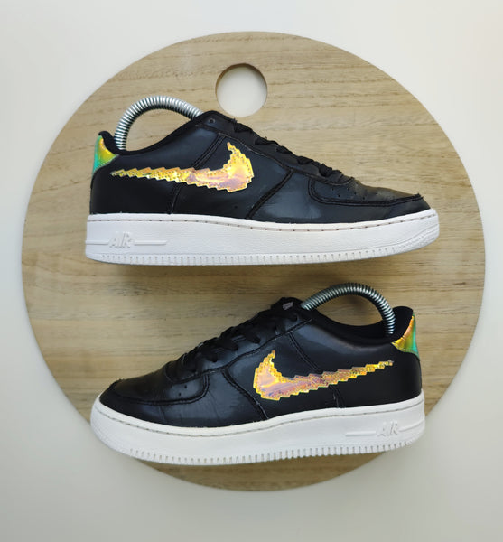 Nike Air Force One Low LV8 Iridescent Pixel Swoosh Black/White T.36.5