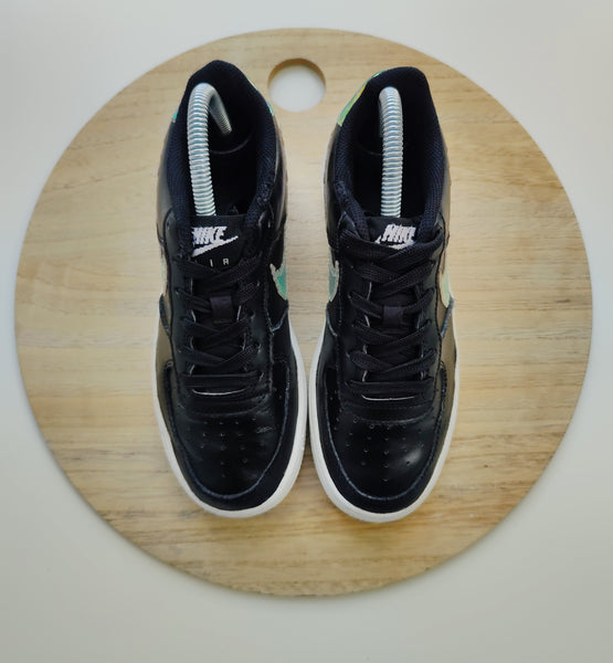 Nike Air Force One Low LV8 Iridescent Pixel Swoosh Black/White T.36.5