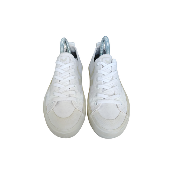 Veja Wata White T.37