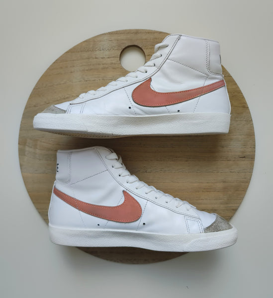 Nike Blazer Mid 77 Vintage White/Atomic Pink T.40