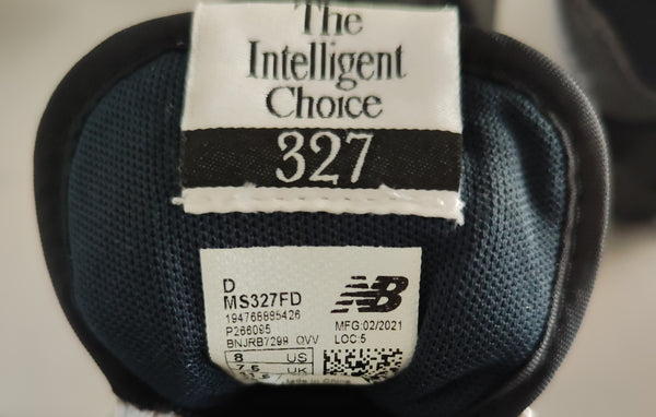 New Balance 327 Balance 327
Eclipse/Virtual Sky T.41.5