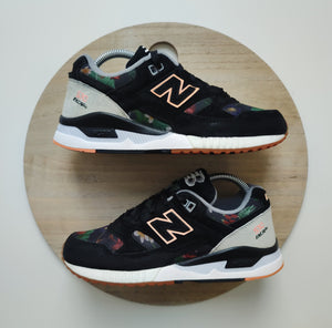 New Balance 530 Floral Black/Steel/Cosmic Coral T.39