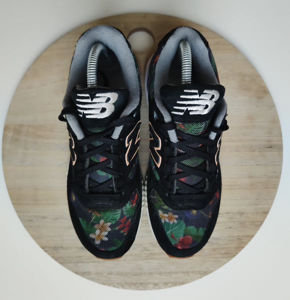New Balance 530 Floral Black/Steel/Cosmic Coral T.39