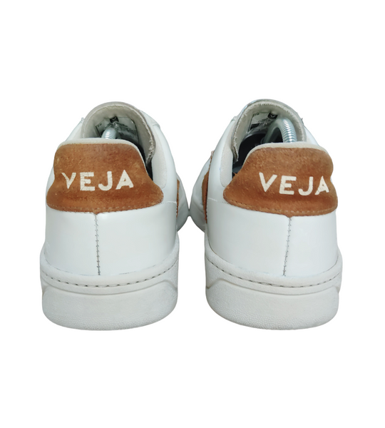 Veja V-12 White/Camel T.41
