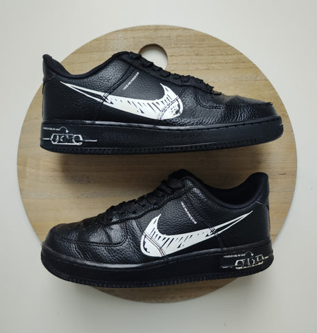 Nike Air Force One Low Sketch Black/White T.42
