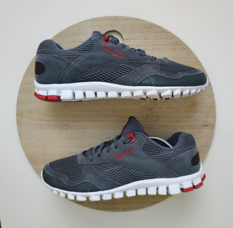 Reebok Grey/Red T.41