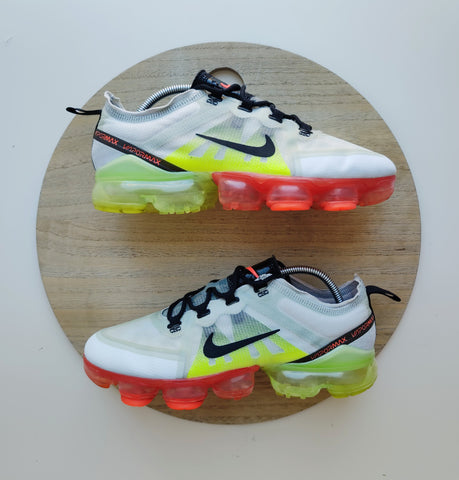 Nike Air Vapormax Pure Platinum/Black-Volt-Bright Crimson T.40