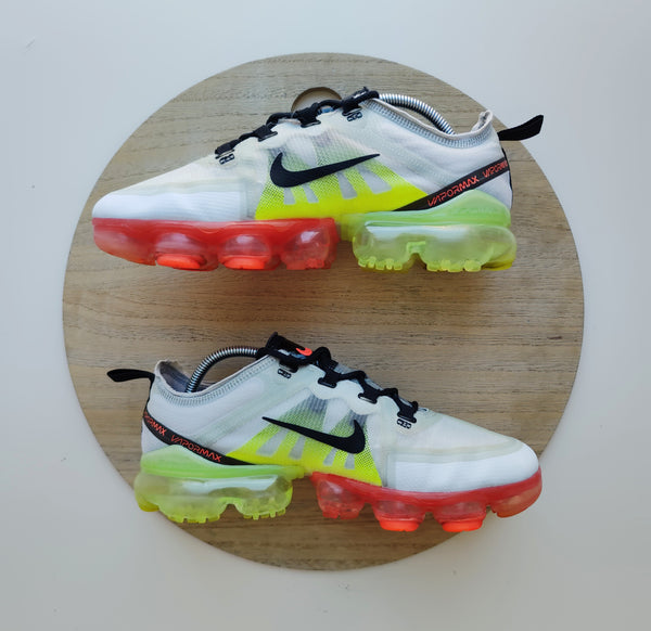 Nike Air Vapormax Pure Platinum/Black-Volt-Bright Crimson T.40