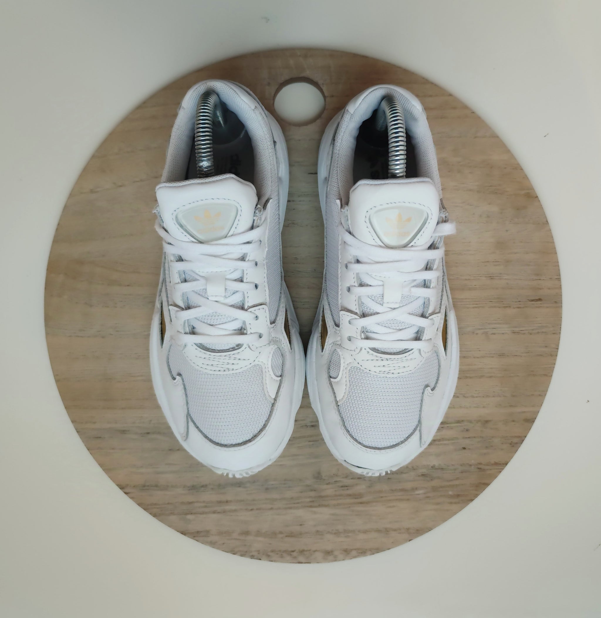 Adidas Falcon White Gold Metallic T.37 1 3 L Atelier de la Sneakers