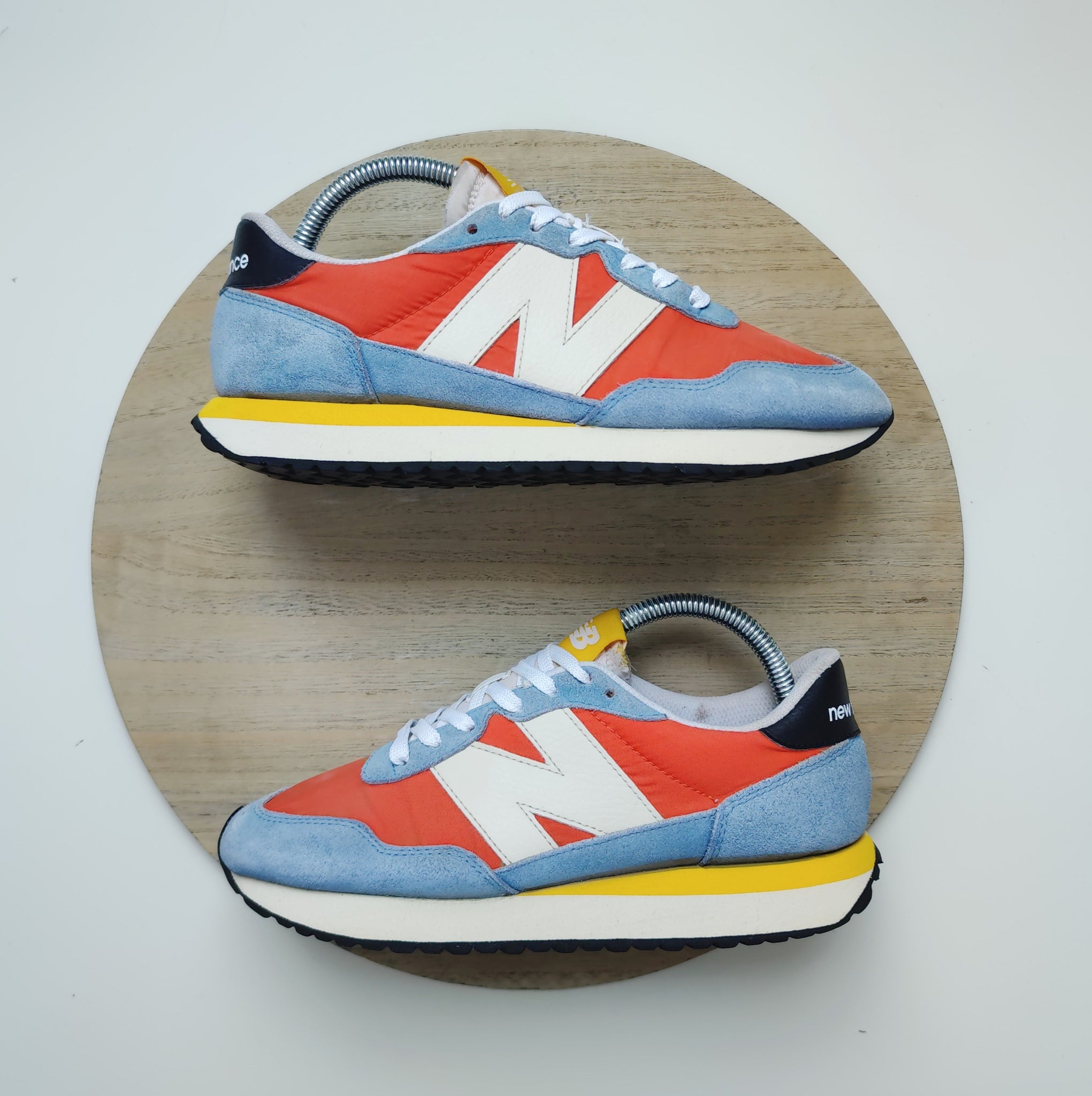 New Balance 237 Blue/Red/Yellow T.39