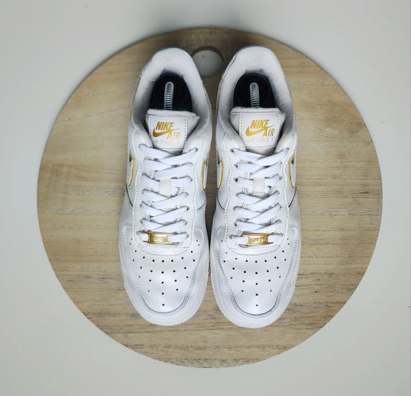 Nike Air Force One Low 07 ESS White/Metallic Gold T.38