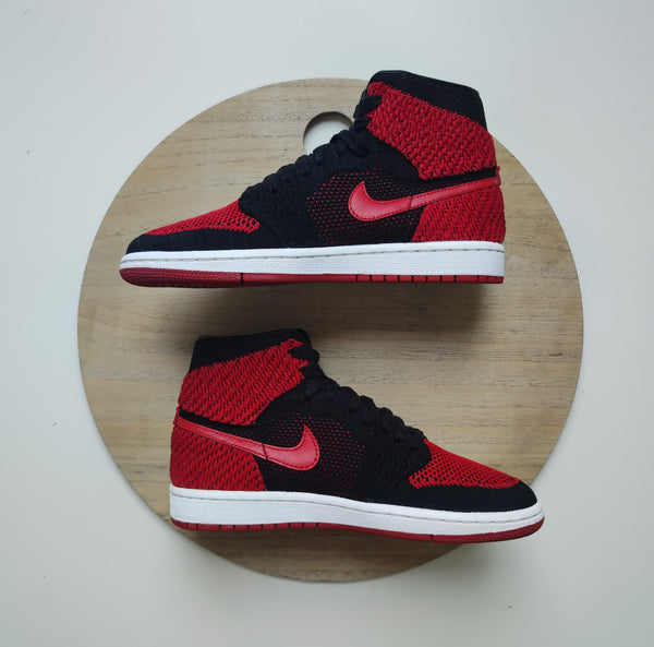 Nike Air Jordan 1 Retro High Flyknit Black/Varsity Red-White T.37.5