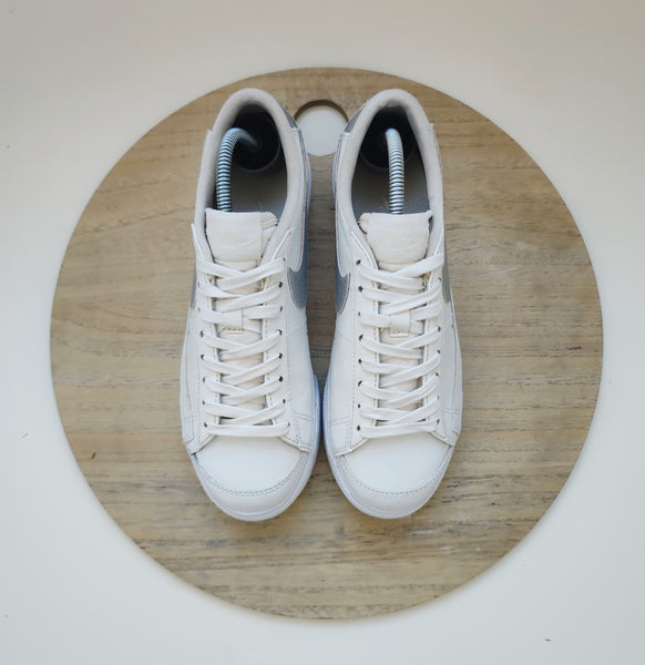 Nike Blazer Low Platform Summit White/Metallic Silver T.37.5